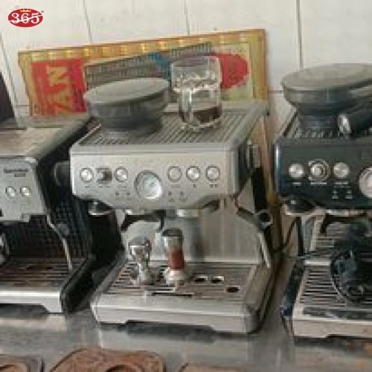 MÁY PHA BREVILLE 870 
